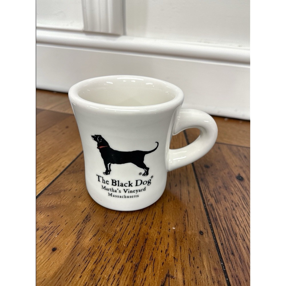 The Black Dog Martha's‎ Vineyard Massachusetts Coffee Cup Mug Labrador